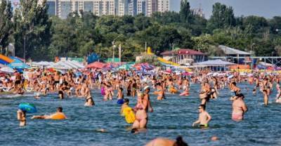 Отдыхающим подсказали, на каких пляжах Одессы разрешено купаться: данные новой проверки