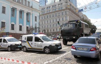 Спецназ задержал мужчину, захватившего банк в центре Киева