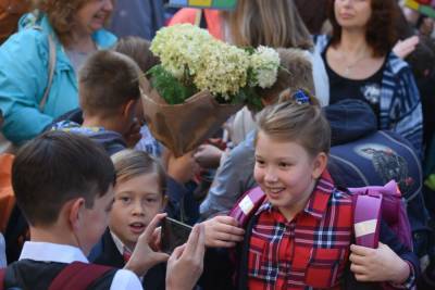 Школы Москвы начнут учебный год в очном формате