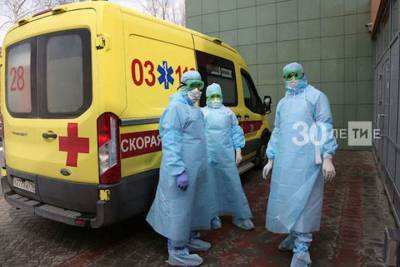 С ковид-больными в Татарстане работают 16 тысяч медработников