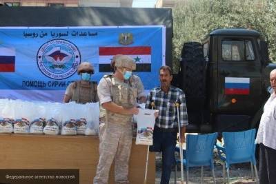 Жители сирийской провинции Дамаск поблагодарили военных РФ за гумпомощь