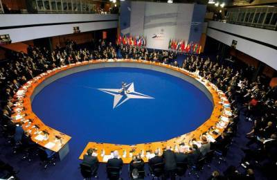 Медиа-издание из Германии засомневалось в существовании НАТО