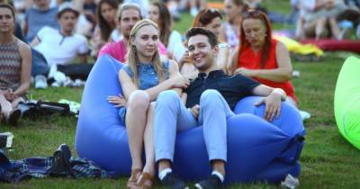 Без фейерверков, но с музыкой: как в Калининградской области пройдут августовские фестивали
