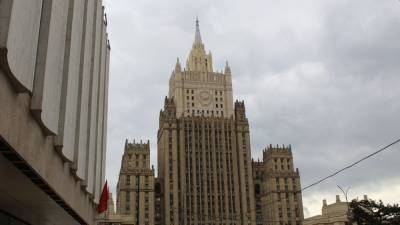 МИД РФ назвал безосновательным задержание россиян в Белоруссии