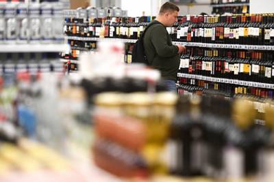 В российских магазинах начались перебои с алкоголем