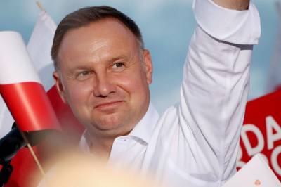 Верховный суд Польши официально признал победу Дуды на президентских выборах