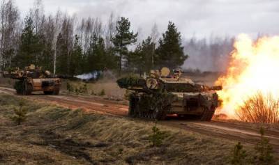 Зачем натовский генерал призвал готовиться к нападению России на Прибалтику