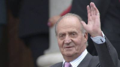 Бывший король Испании Хуан Карлос решил покинуть страну