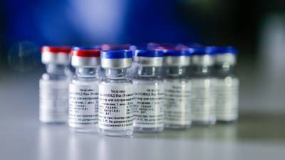Реакция Запада на научный прорыв: Почему России мешают продвигать вакцину против COVID