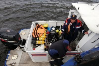 Два матроса баржи, потерпевшей крушение на Рыбинском водохранилище, признаны погибшими