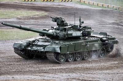 Российский танк Т-90 назвали одним из самых дорогих в мире