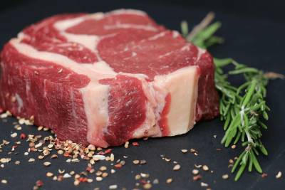 Вероятность появления рака от красного мяса оценили ученые