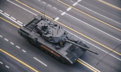 Американцев впечатлила беспилотная версия танка "Армата"
