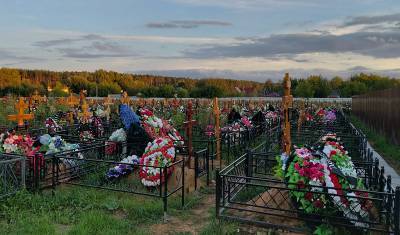 Фото дня: московские кладбища в этом году побили рекорд по числу захоронений