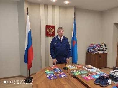 Прокурор Ульяновской области поздравил с наступающим Днем знаний