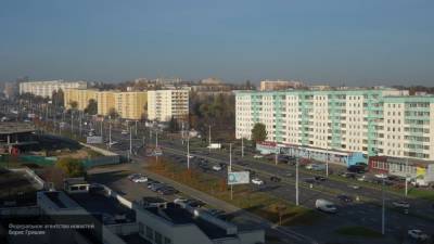 Белорусский ОМОН и автозаки прибыли в центр Минска