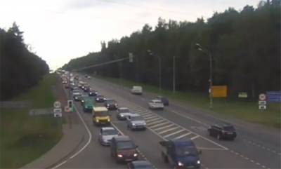 Четыре автомобиля столкнулись на Киевском шоссе