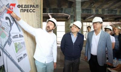 Дмитрий Азаров и Владимир Мединский оценили ход реставрации «Фабрики-кухни»