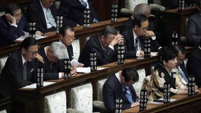 Парламент Японии соберется 17 сентября для выбора преемника Абэ