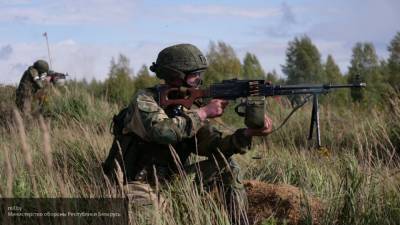 Военнослужащие Белоруссии отрабатывают бои с западным противником