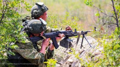 ВС Белоруссии проводят учения по защите от вторжения с Запада