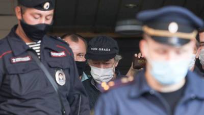 Адвокат Ефремова пригрозил «разнести» оппонентов в суде