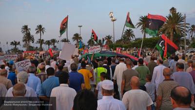 Ливийцы предложили делегировать полномочия главы Ливии Сейфу Каддафи