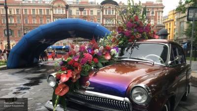 Заключительный день Фестиваля цветов проходит в Петербурге
