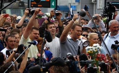 Кто и почему: итальянский профессор-международник изложил свою версию отравления Навального