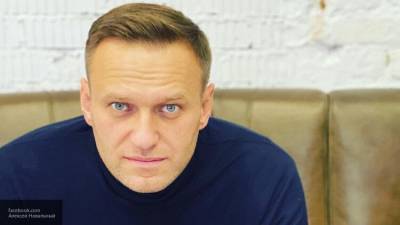 Леонид Волков хочет использовать Навального в качестве "политического трупа"