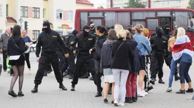 Правозащитники назвали число задержанных сегодня в Минске и регионах