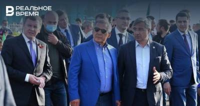 Минниханов посетил праздничные соревнования на казанском ипподроме