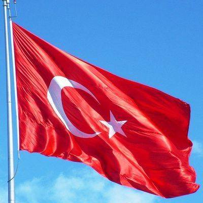 Число выявленных случаев коронавируса в Турции увеличилось за сутки почти на полторы тысячи