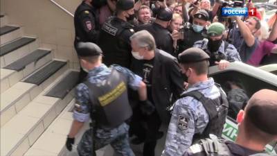 В Москве суд продолжит рассматривать дело Ефремова