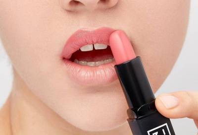 Какой цвет губной помады подходит для всех женщин? Мнение британских косметологов