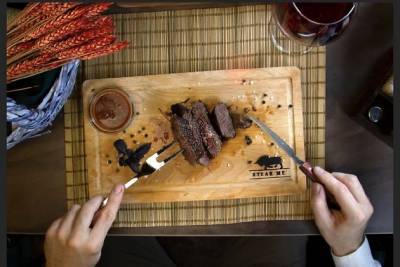 Новый ресторан Steak Me с мраморными стейками от 499 р. открылся возле «Удокана» в Чите