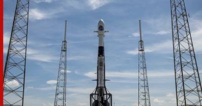 SpaceX успешно запустила спутник по необычной траектории