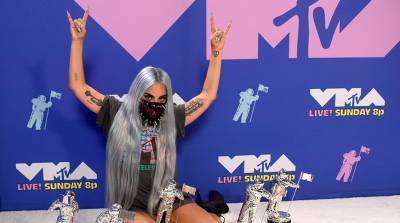 Weeknd, Леди Гага и группа BTS удостоены премии MTV Video Music Awards