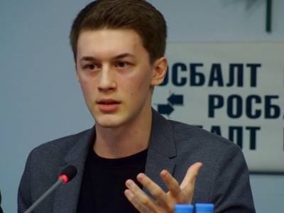 Врачи рекомендуют госпитализировать избитого блогера Жукова