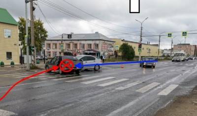 В Сыктывкаре на встречке столкнулись два автомобиля