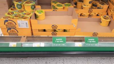 Перекупщики скупают сыр в супермаркетах Финляндии и продают в России