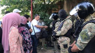 В Крыму после обысков задержаны четверо крымских татар