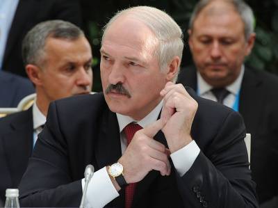 Лукашенко отказался возвращать Белоруссию к конституции 1994-го