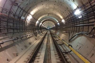 В тоннеле метро Петербурга нашли тело молодого мужчины