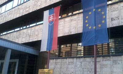 Москва объявила персонами нон грата трех сотрудников посольства Словакии