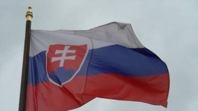 Россия в качестве ответной меры высылает троих словацких дипломатов
