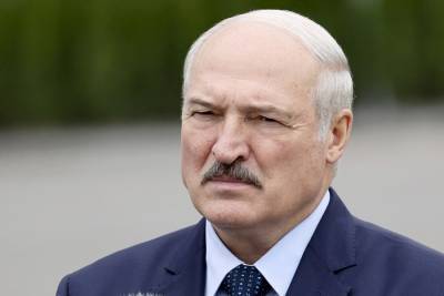 Лукашенко заявил о необходимости создания не завязанной на президенте системы