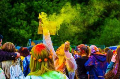 В первый день осени в Твери пройдет фестиваль красок