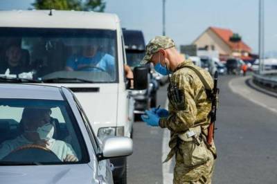 Венгрия и Румыния усилили пропускной контроль для украинцев: на границе возникли очереди