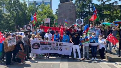 В Баку прошла антиармянская и антироссийская акция протеста